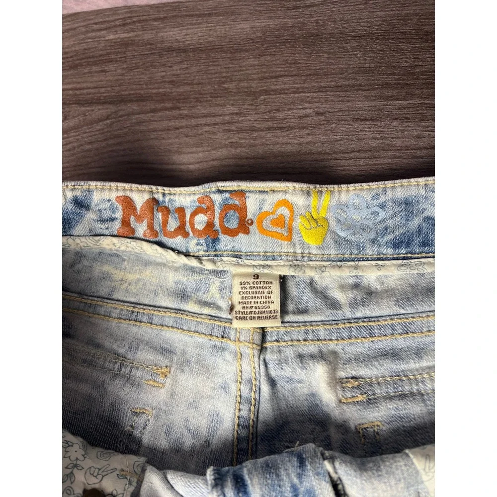 Vintage Y2K Mudd Acid Wash Denim Shorts Low Rise Size 9 Distressed - Picture 3 of 7